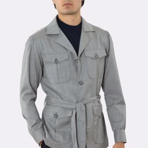 Sahariana grigio chiaro fresco lana Vitale Barberis Canonico finezza super 130’s con tasconi e soffietto cintura in vita e polso camicia