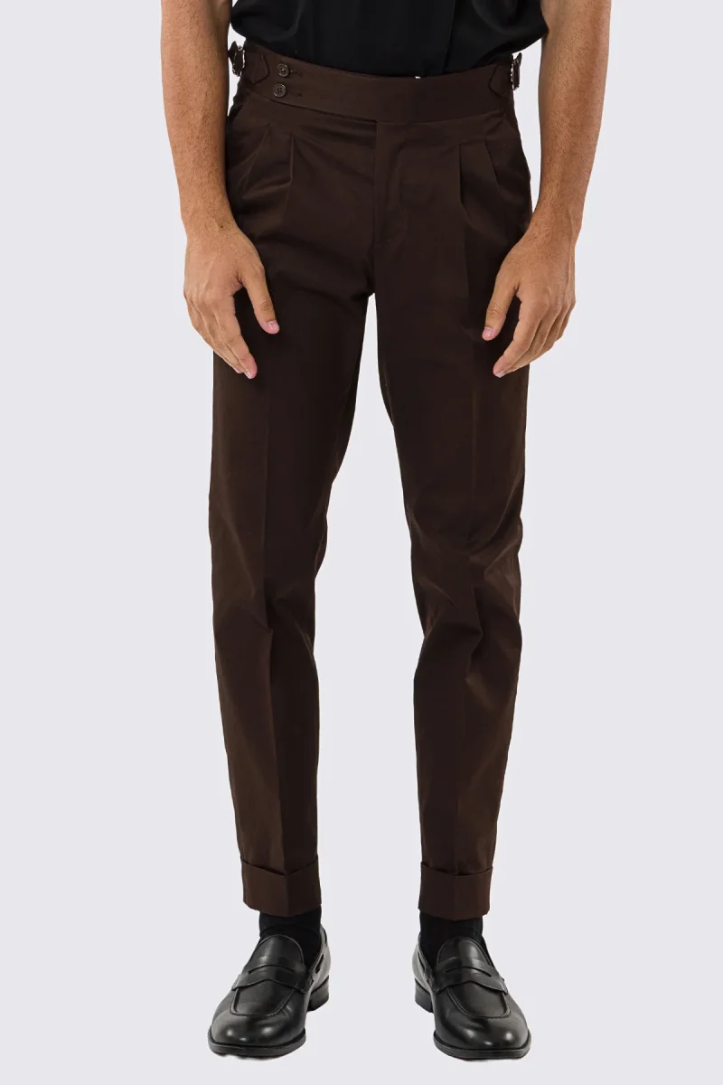 Pantalone uomo Marrone vita alta con fibbie laterali tasca america in cotone leggermente elastico risvolto 5cm made in italy