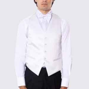 Gilet monopetto bianco in raso da uomo regular fit con tasche a filo e gancio di regolazione sul retro