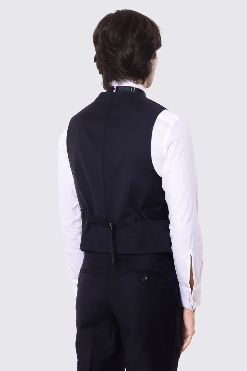 Gilet uomo monopetto nero da cerimonia in fresco lana super 130’s Vitale Barberis Canonico regular fit con tasche a filo e gancio regolatore sul retro - immagine 4