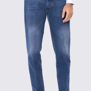 Jeans da uomo lavaggio medio 5 tasche con lievi sabbiature vestibilità regular