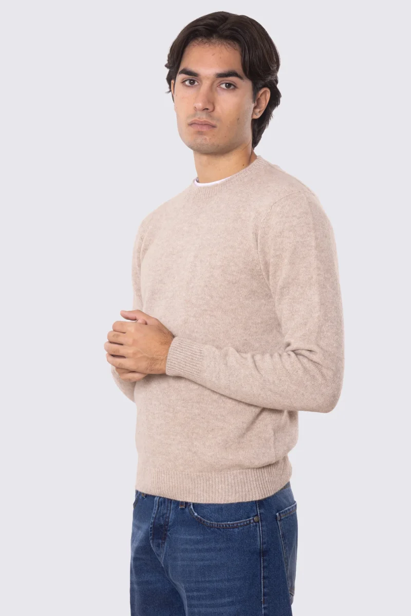 Maglione girocollo Beige 100% cashmere a tubolare tinta unita con elastici sulle maniche e sul fondo Finezza 12 - immagine 3