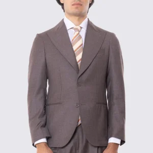 Abito marrone con giacca monopetto con rever a lancia tasche a filo e pantalone vita alta con fibbie laterali regolabili doppie pinces e risvolto 5cm 100% lana Flanella Carillo Drapers