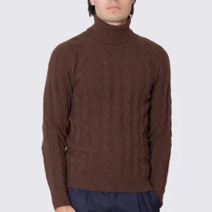 Dolcevita marrone in lana grossa e cashmere con treccia costruzione tubolare senza cuciture rifinito a mano Finezza 7