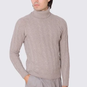 Dolcevita Beige in lana grossa e cashmere con treccia costruzione tubolare senza cuciture rifinito a mano Finezza 7