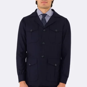 Sahariana spigato blu navy fresco lana Sartoria Carillo tessuti super 150’s con tasche a toppa con pattina e soffietto e polso camicia