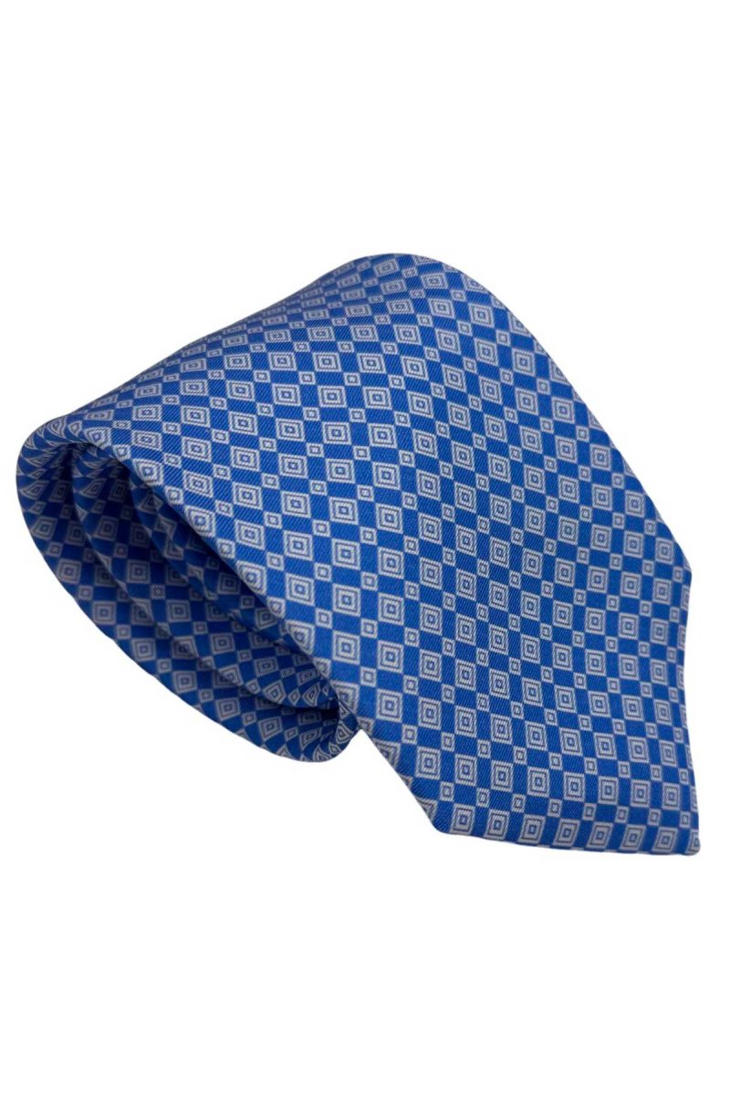 Cravatta uomo celeste fantasia in pura seta cucita a mano costruzione 3 piege larghezza 9cm - immagine 3