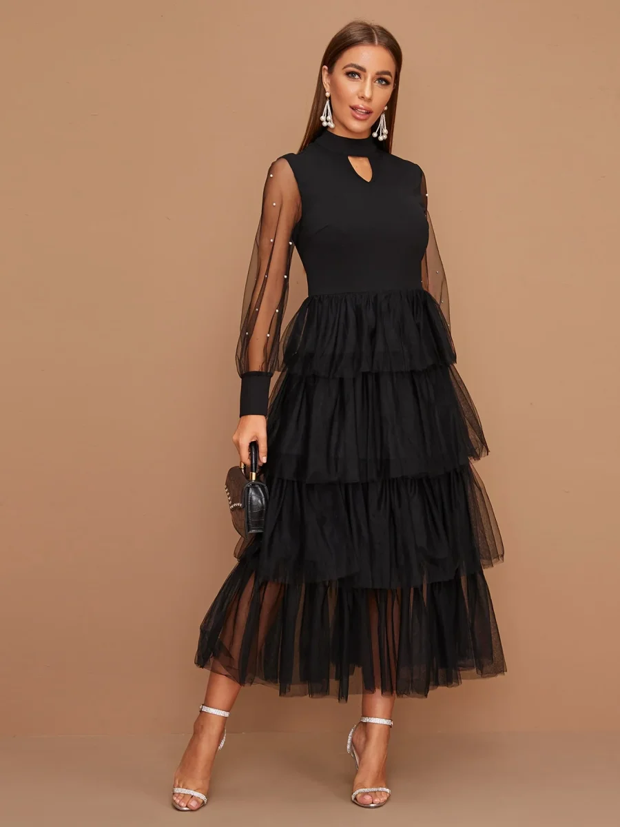 Abito con orlo in maglia con perle - immagine 4