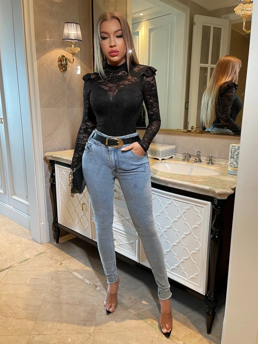 Body con bordo a volant in pizzo - immagine 7