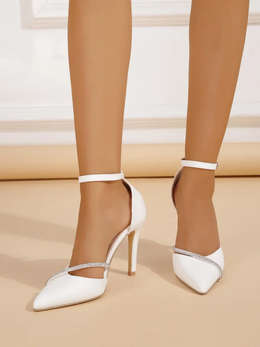 Décolleté con tacchi a spillo cinturino a caviglia con con strass decorato - immagine 5