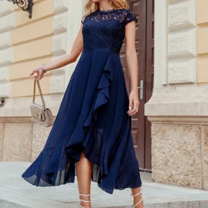 Abito formale con orlo a volant con corpetto in pizzo ricamato