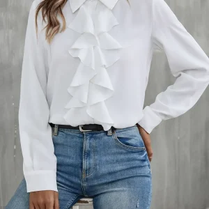 Camicia con bordo a volant con bottone