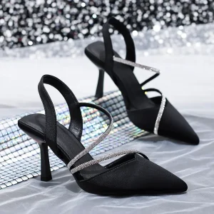 Decolte' a Punta con Strass