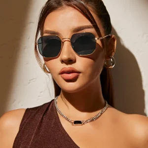 Occhiali alla moda telaio geometrica