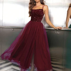 Abito con bretelle sottile paillette a contrasto mesh