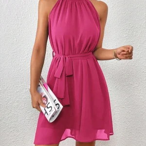 Abiti monocolore con cintura con collo halter