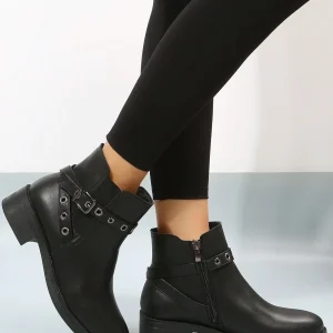 Stivali alla moda da donna