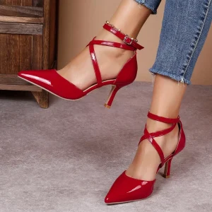 Scarpe a punta con cinturini incorciati tacco sottile