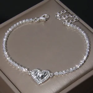 Bracciale con cuore e zirconi