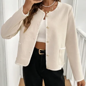 Giacca tasche doppie e bordi cuciture a contrasto