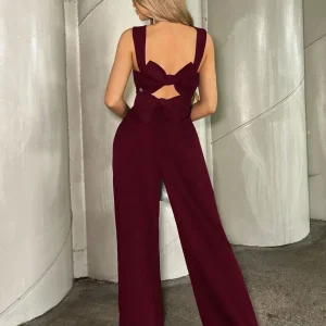 Tuta elegante con fiocco, a gamba larga