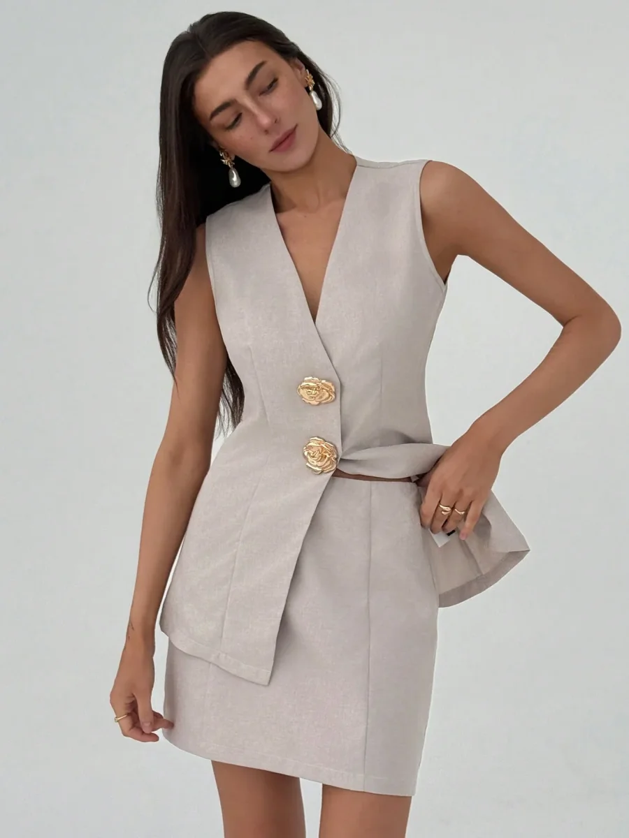 Completo Top bottoni dorati e gonna - immagine 4