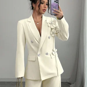 Giacca doppiopetto gioiello con fiori e strass