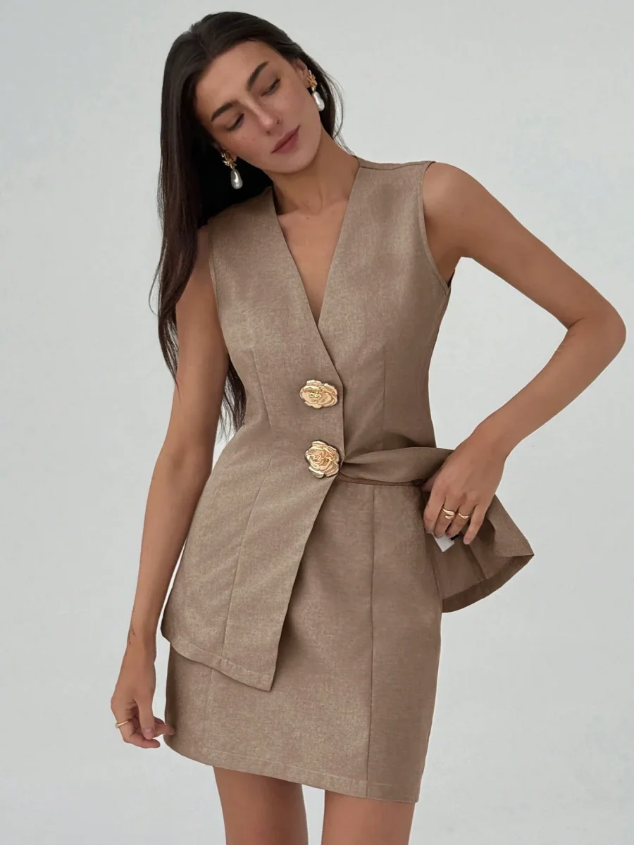 Completo Top bottoni dorati e gonna - immagine 3