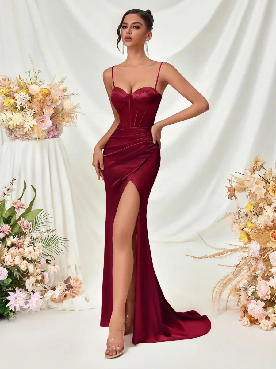 Abito elegante con corpetto scollo a cuore e spacco Outlet - immagine 3