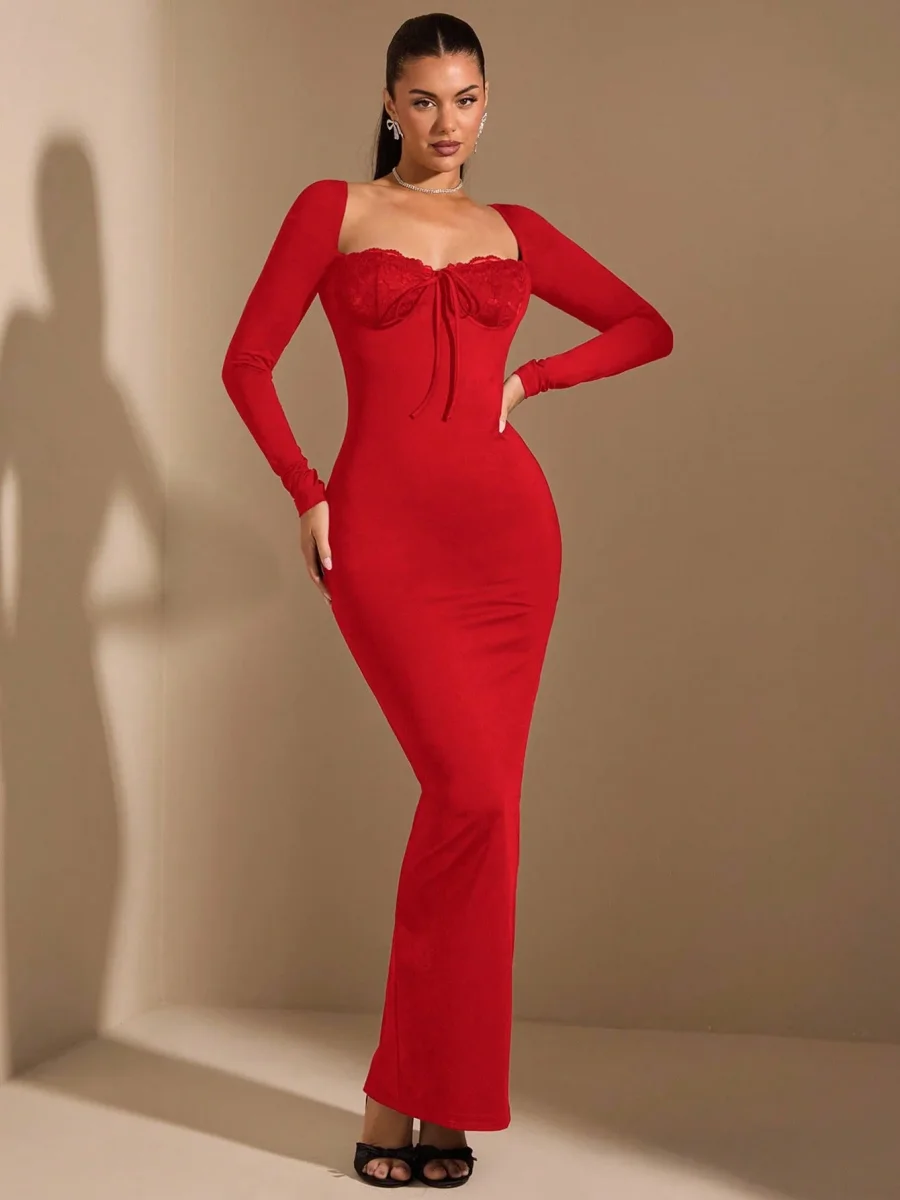 Abito lungo con scollo a cuore - immagine 4