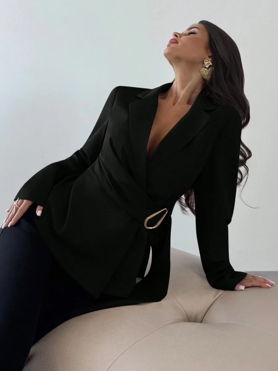 Giacca cinta e decorazione dorata - immagine 3