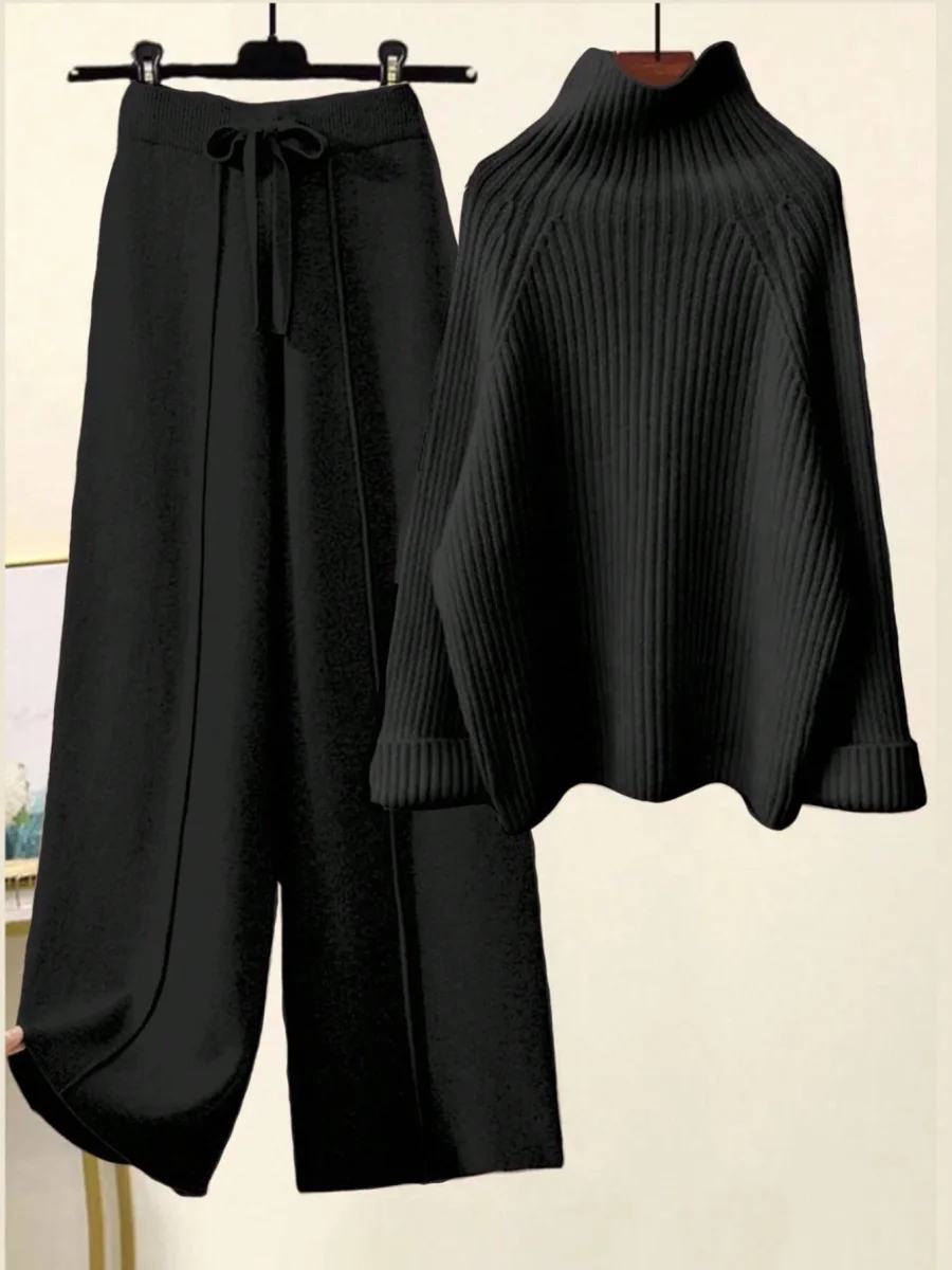 Completo casual maglione costine e pantapalazzo - immagine 3