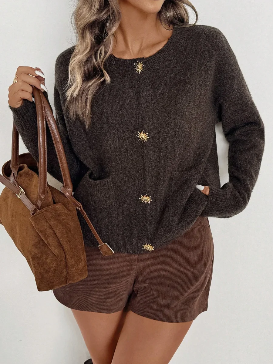 Cardigancon tasche e bottoni soli in metallo - immagine 3