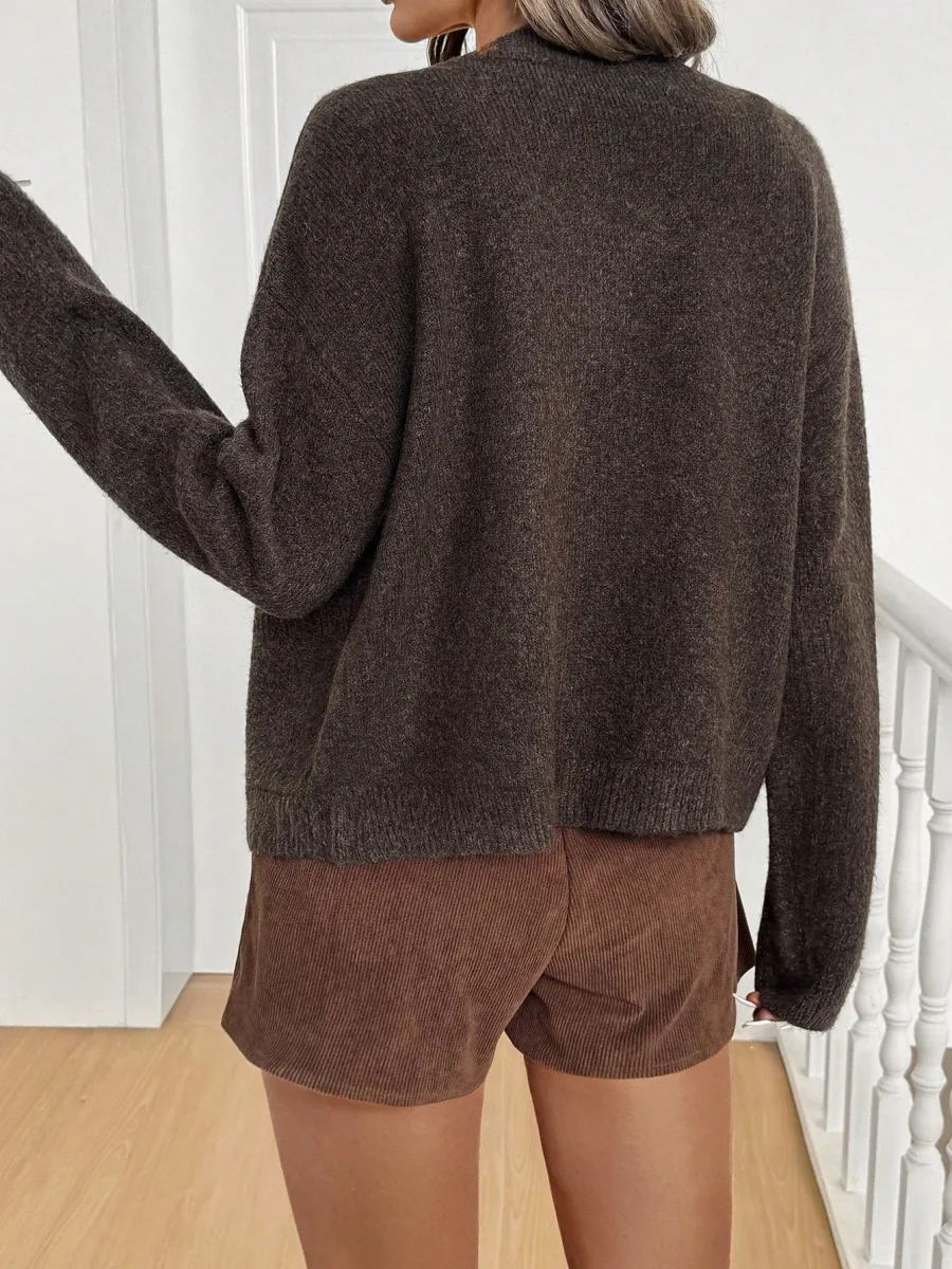 Cardigancon tasche e bottoni soli in metallo - immagine 5