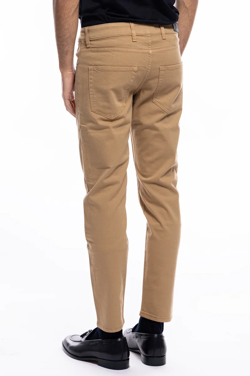 Jeans uomo cammello tinta unita modello 5 tasche slim fit estivo made in italy - immagine 4