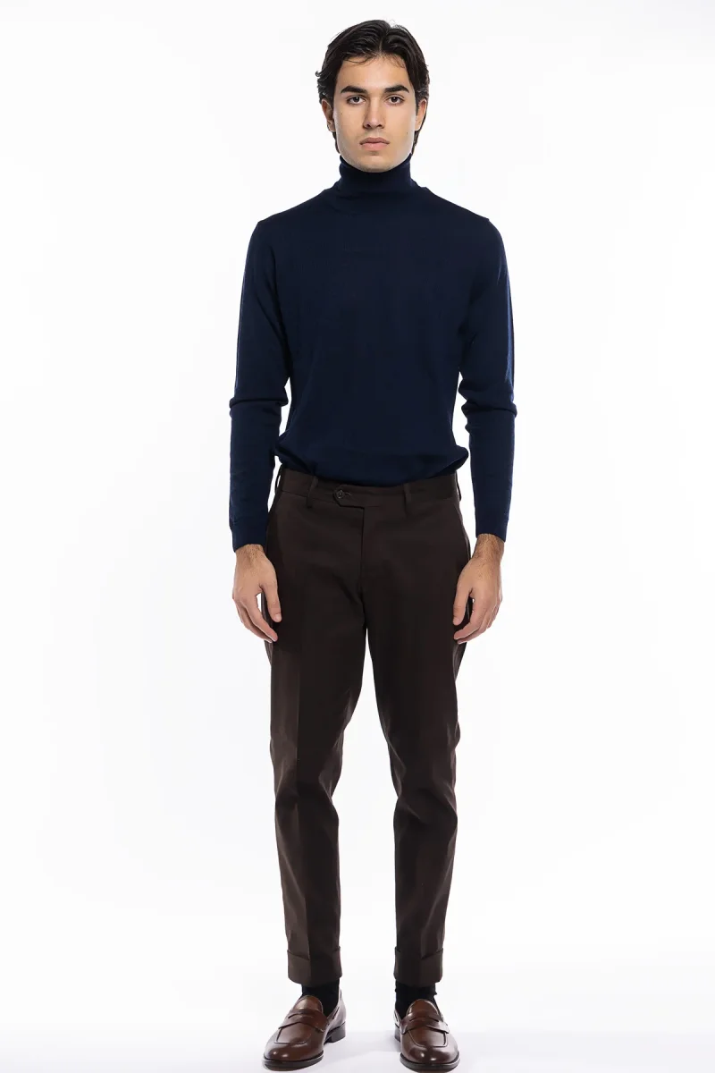 Pantalone uomo marrone tasca america in cotone slim fit con risvolto di 5cm - immagine 3