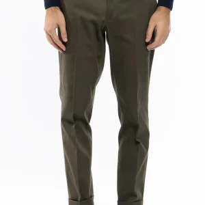 Pantalone uomo verde militare tasca america in cotone slim fit con risvolto di 5cm