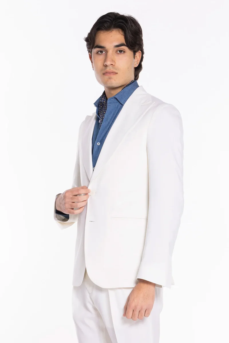 Abito uomo monopetto bianca in fresco lana super 130’s Bristol Tessuti Napoli con rever a lancia largo tasche a filo - immagine 7