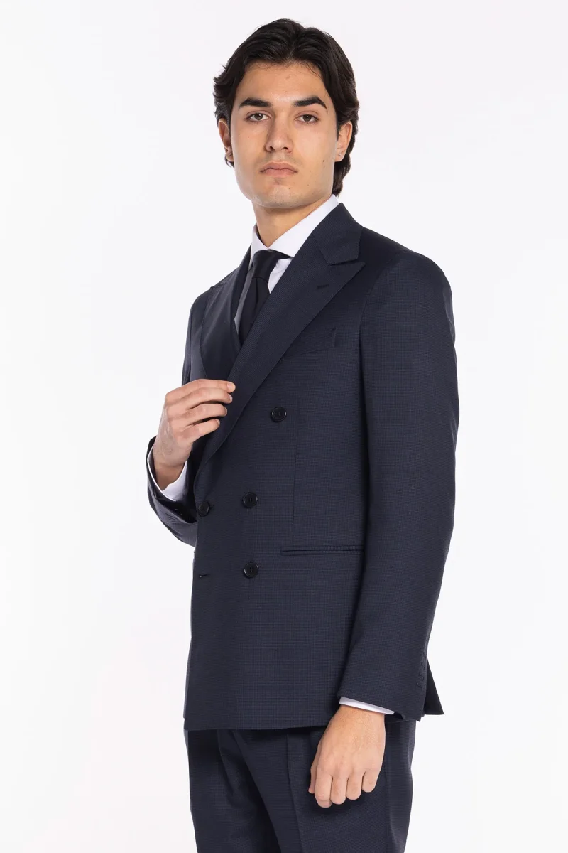 Abito uomo doppiopetto blu pied de poule in fresco lana super 120’s Holland & Sherry rever a lancia larga - immagine 7