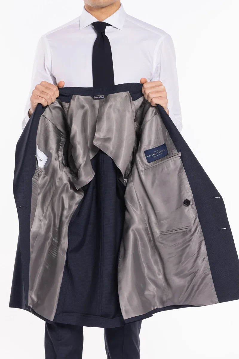 Abito uomo doppiopetto blu pied de poule in fresco lana super 120’s Holland & Sherry rever a lancia larga - immagine 4