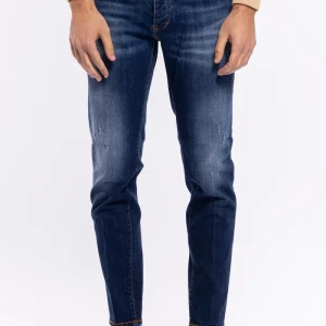 Jeans da uomo lavaggio medio sabbiato modello 5 tasche con lievi rotture vestibilità slim leggermente elasticizzato