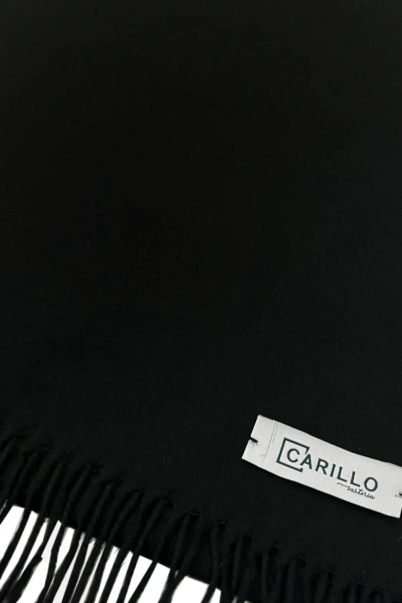 Sciarpa uomo nera invernale effetto lana cashmere con frange - immagine 4