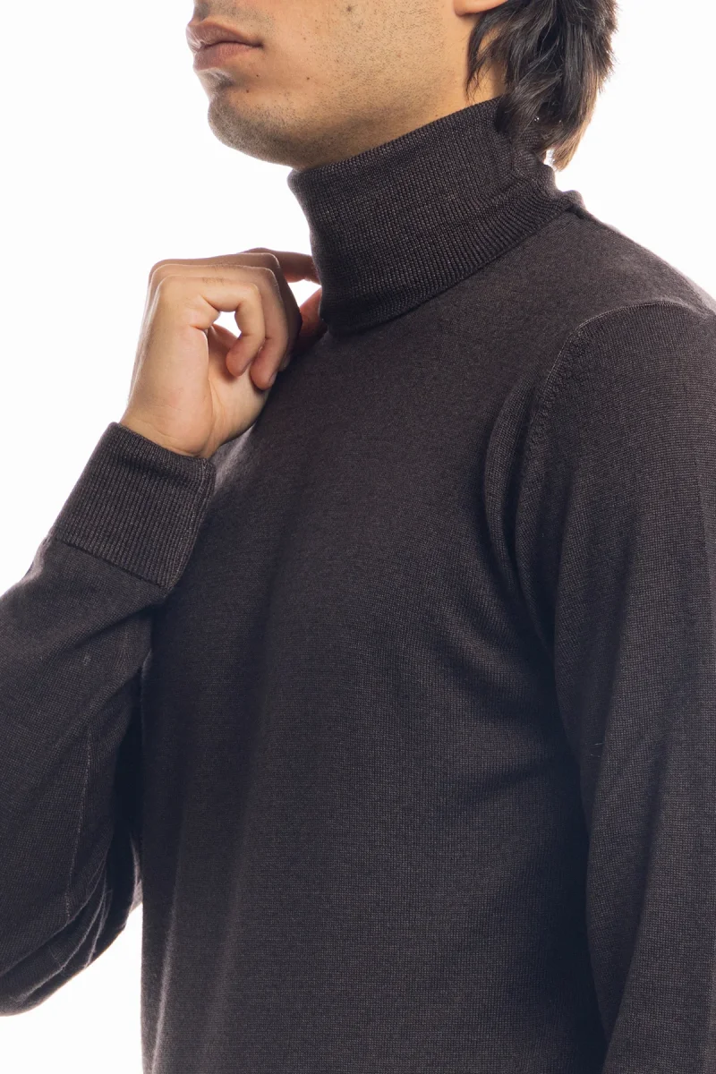 Maglione da uomo collo alto Marrone in lana merinos 100% maniche lunghe effetto stone wash - immagine 5