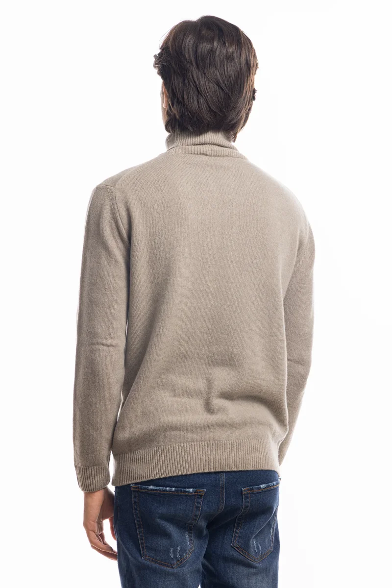 Maglione da uomo collo alto beige in lana maniche lunghe - immagine 4