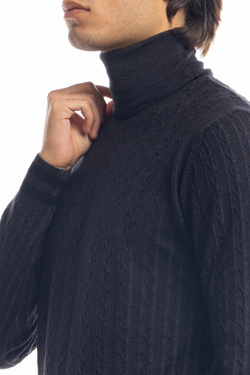 Maglione da uomo collo alto nero in lana merinos 100% effetto stone wash maniche lunghe - immagine 5