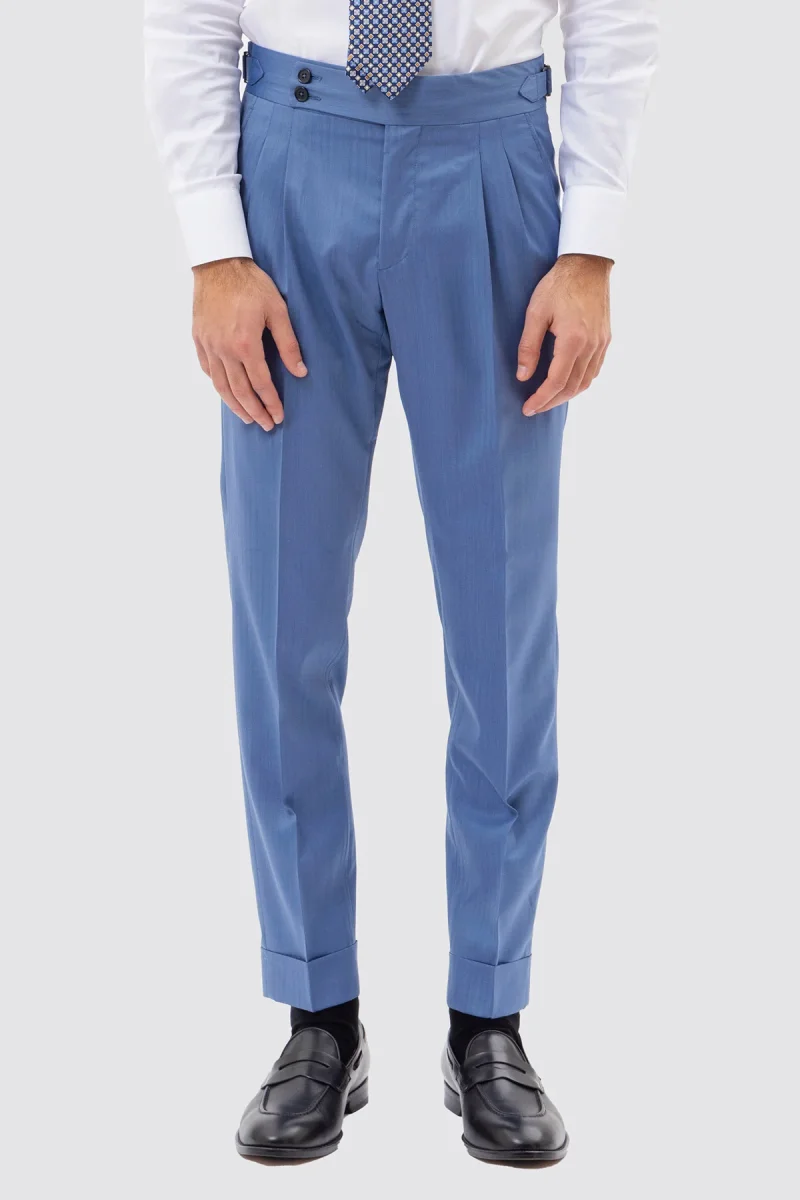 Pantalone uomo Celeste Solaro in fresco lana e seta Holland & Sherry vita alta con pinces fibbie laterali e risvolto 5cm - immagine 2