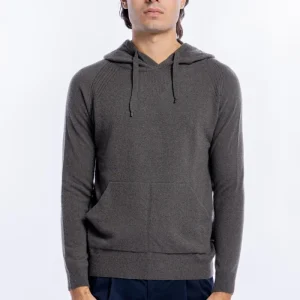 Felpa da uomo verde militare in lana e cashmere con cappuccio e tasche sul davanti