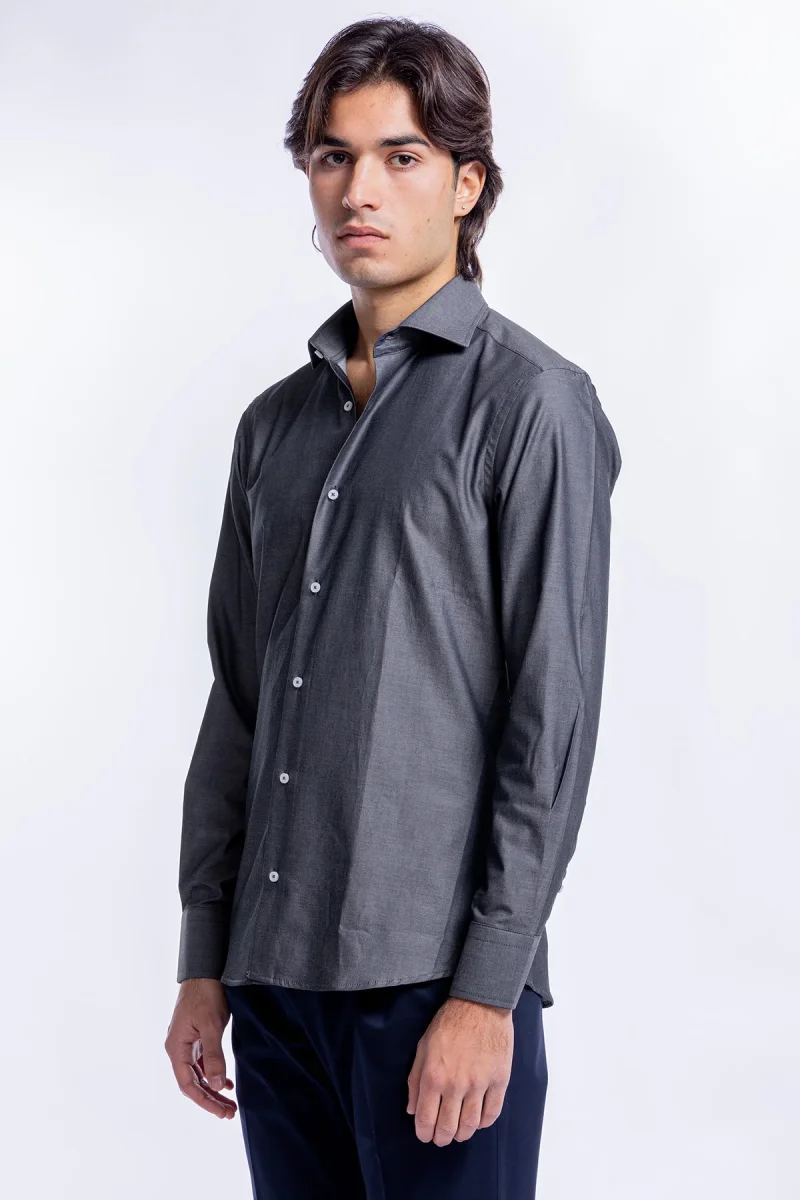 Camicia Uomo denim grigio scuro slim fit in cotone 100% Collo semi francese - immagine 4