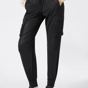 Women’s Ultra Light Cuffed Cargo Pants