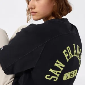 Women’s Cropped T-Shirt Time Capsule